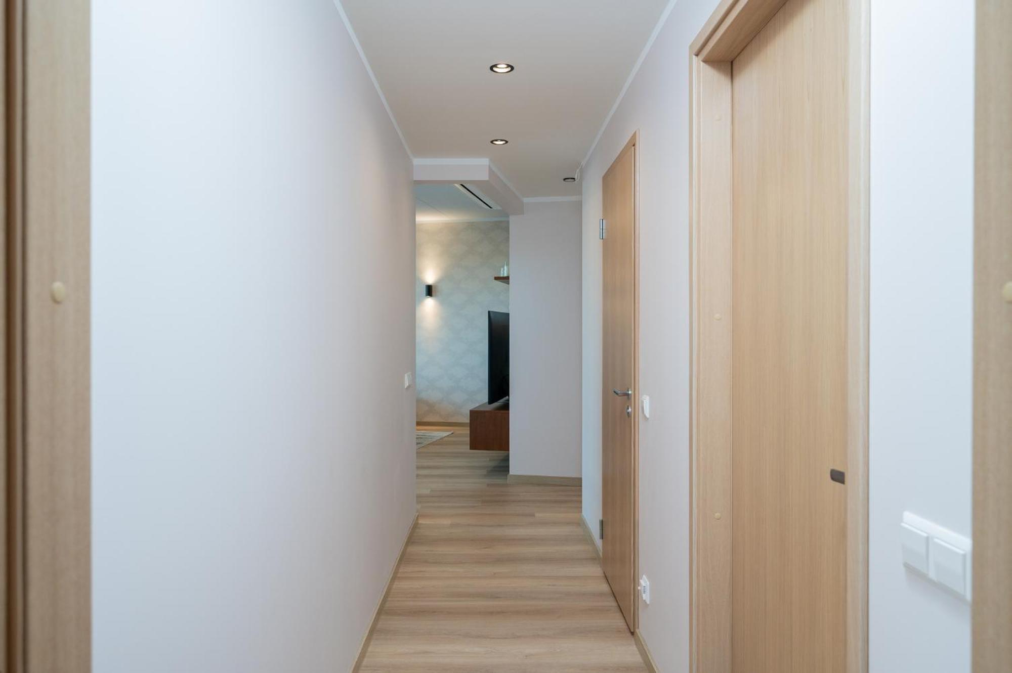 Aatrium Kinnisvara Riia Str 22 Apartment 80 M2 With 45 M2 Terrace Tartu Extérieur photo