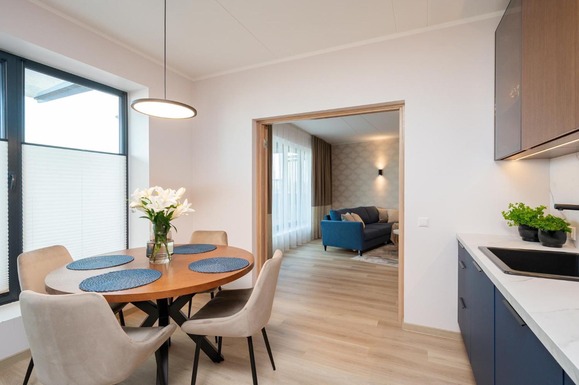Aatrium Kinnisvara Riia Str 22 Apartment 80 M2 With 45 M2 Terrace Tartu Extérieur photo